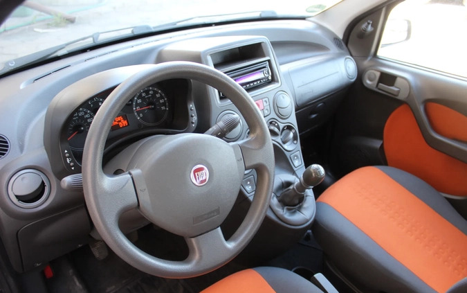 Fiat Panda cena 13850 przebieg: 87085, rok produkcji 2009 z Działoszyce małe 254